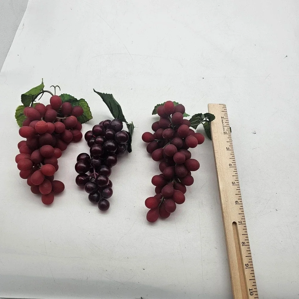 Plastic Grapes Set Of 4 Faux Grape Bunches Red Purple Green Kitchen Decor
